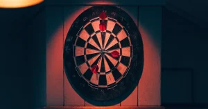 Darts wetten in der Schweiz: Spielplan, Quoten und die zwei Wege am Markt